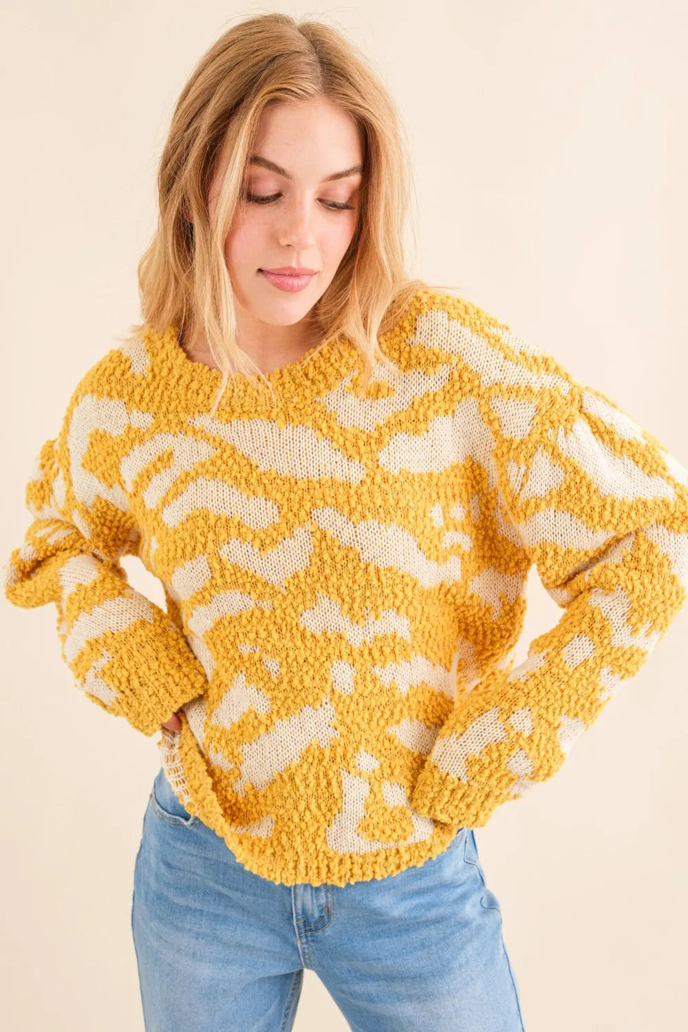 Sweatshirts & Knitwear - Women